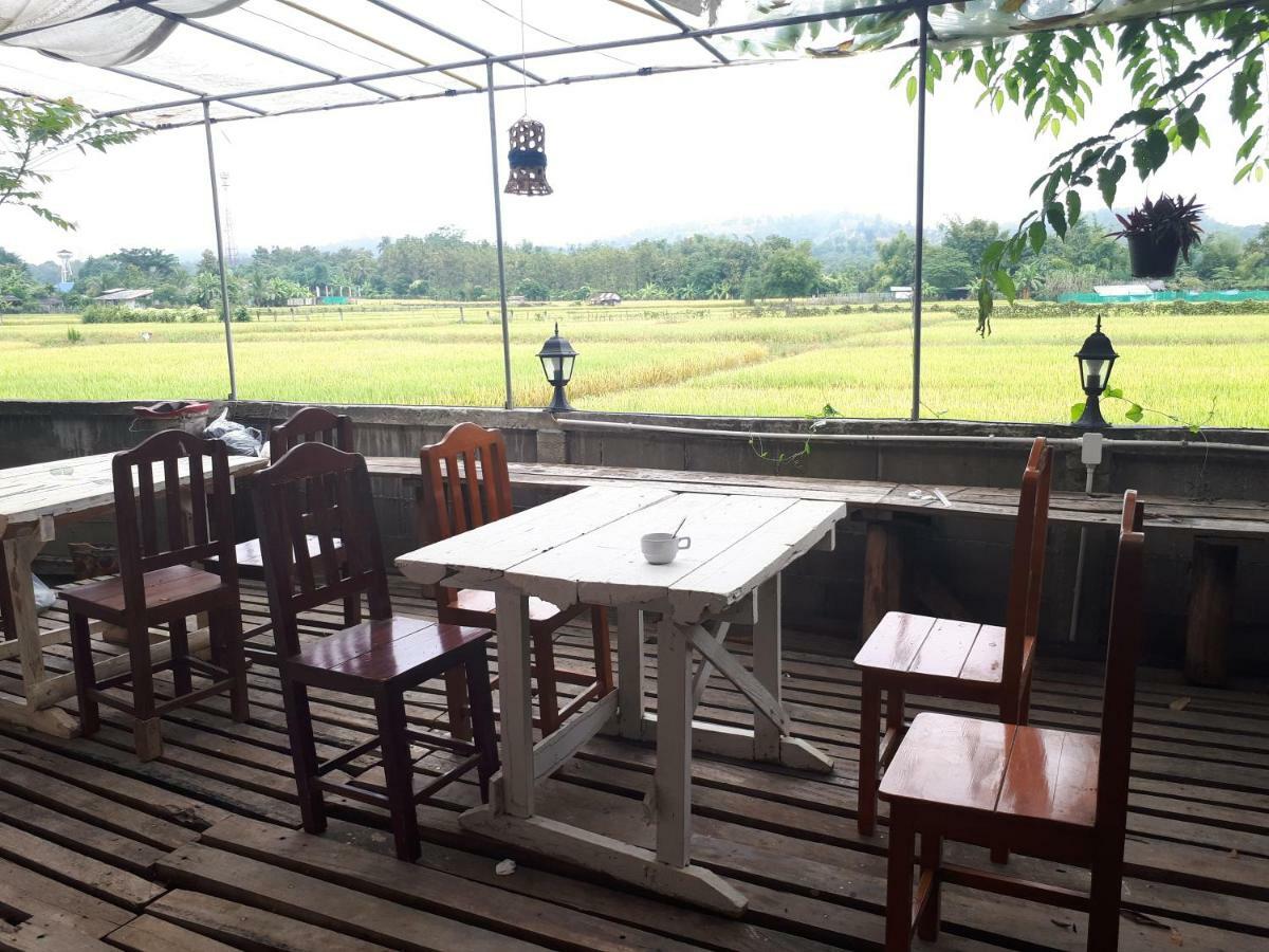Baan Bar Cafe Hotell Mae Chaem Eksteriør bilde