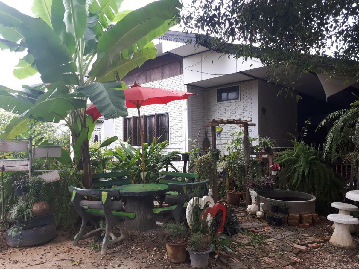 Baan Bar Cafe Hotell Mae Chaem Eksteriør bilde