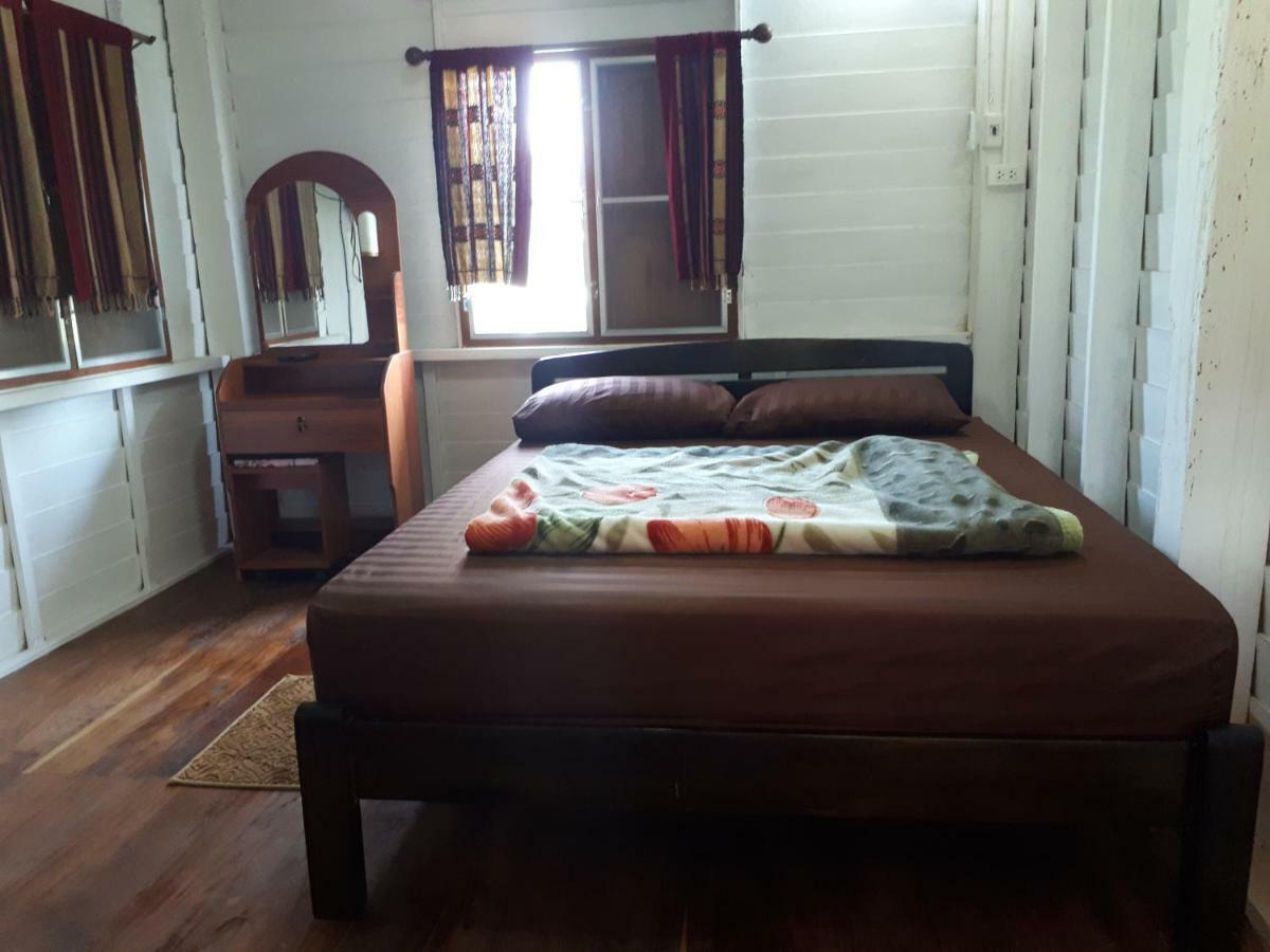 Baan Bar Cafe Hotell Mae Chaem Eksteriør bilde